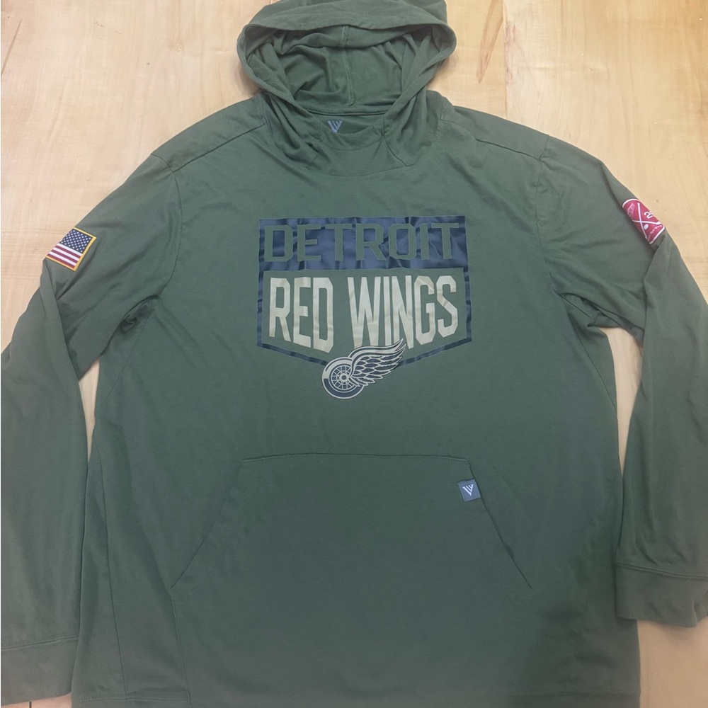 Detroit Red Wings Military Appreciation Lightweight Long Sleeve Hooded Shirt